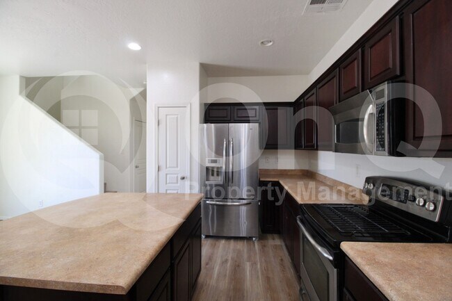 Building Photo - 3813 E Santa Fe Ln