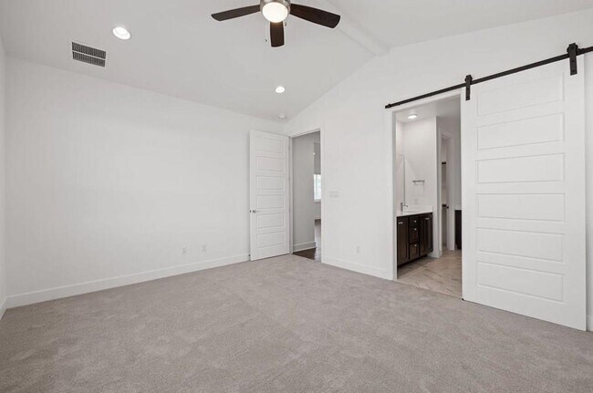 Building Photo - 3813 Mesquite Vly Rd