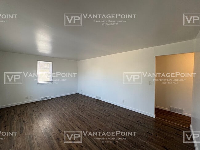 Building Photo - 714 Buchholz St