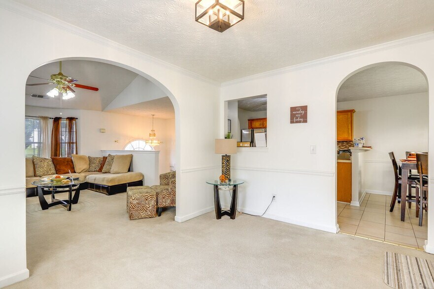 Building Photo - 10709 Barberry Dr