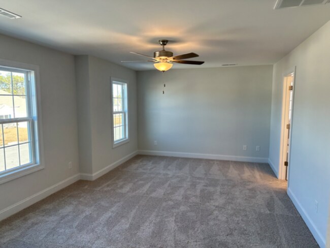 Building Photo - 1012 Bluewater Blvd