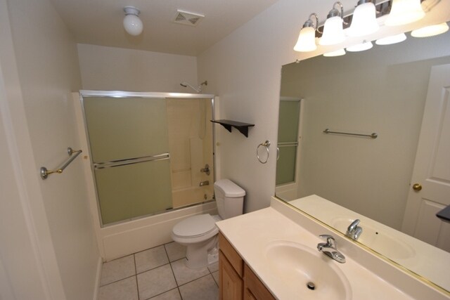 Building Photo - 699 Sands Way