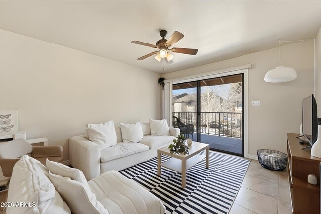 Building Photo - 3200 S Litzler Dr