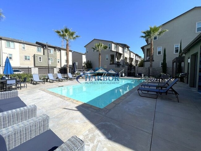 Building Photo - 9506 Parker Ln