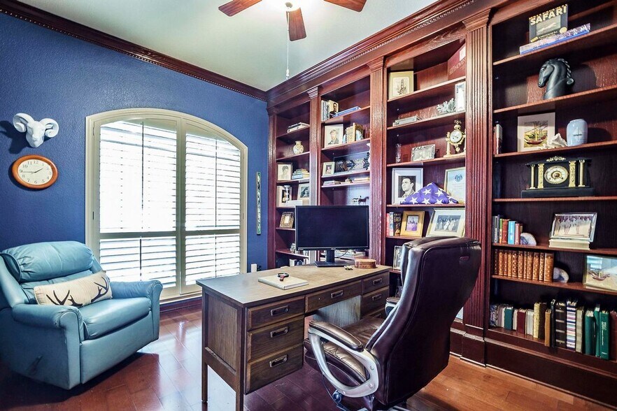 Building Photo - 5201 Kite Tail Dr