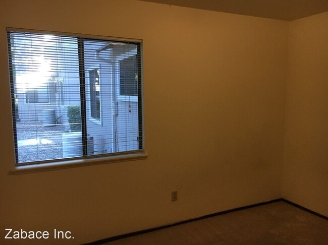 Building Photo - 857 Adams Terrace