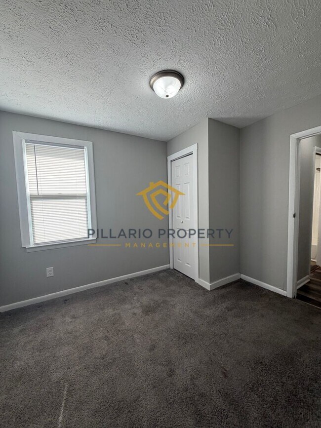 Building Photo - Near Anderson University 2 Bedroom on Corner Lot with Garage, Available NOW!