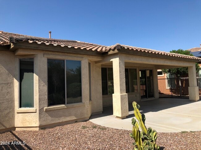 Building Photo - 12399 W Roberta Ln