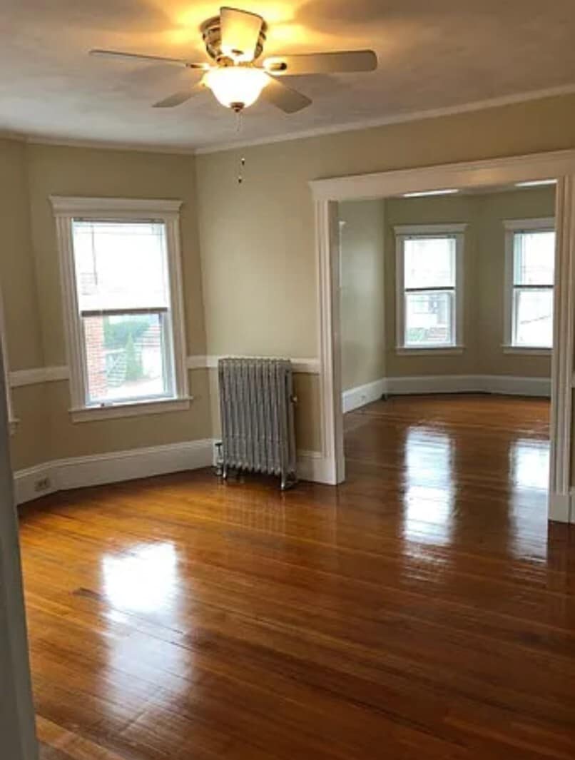 Building Photo - 39 Olcott St