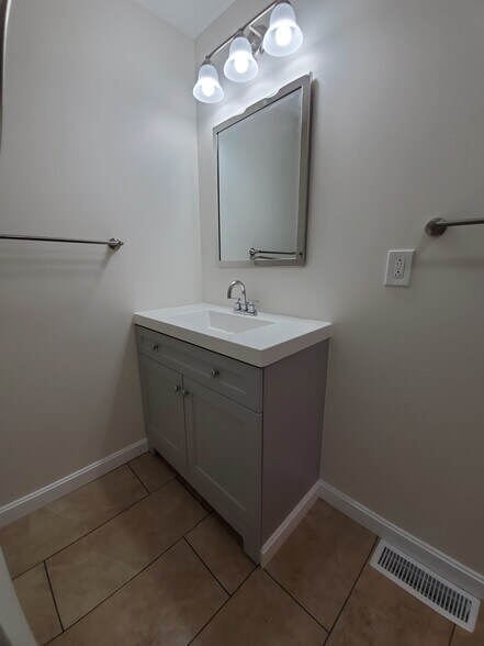 Building Photo - 72 Juniper Rdg