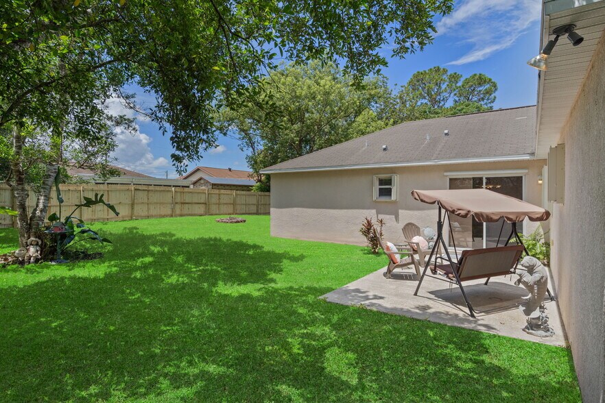 Large Patio - 9572 Horizon Dr