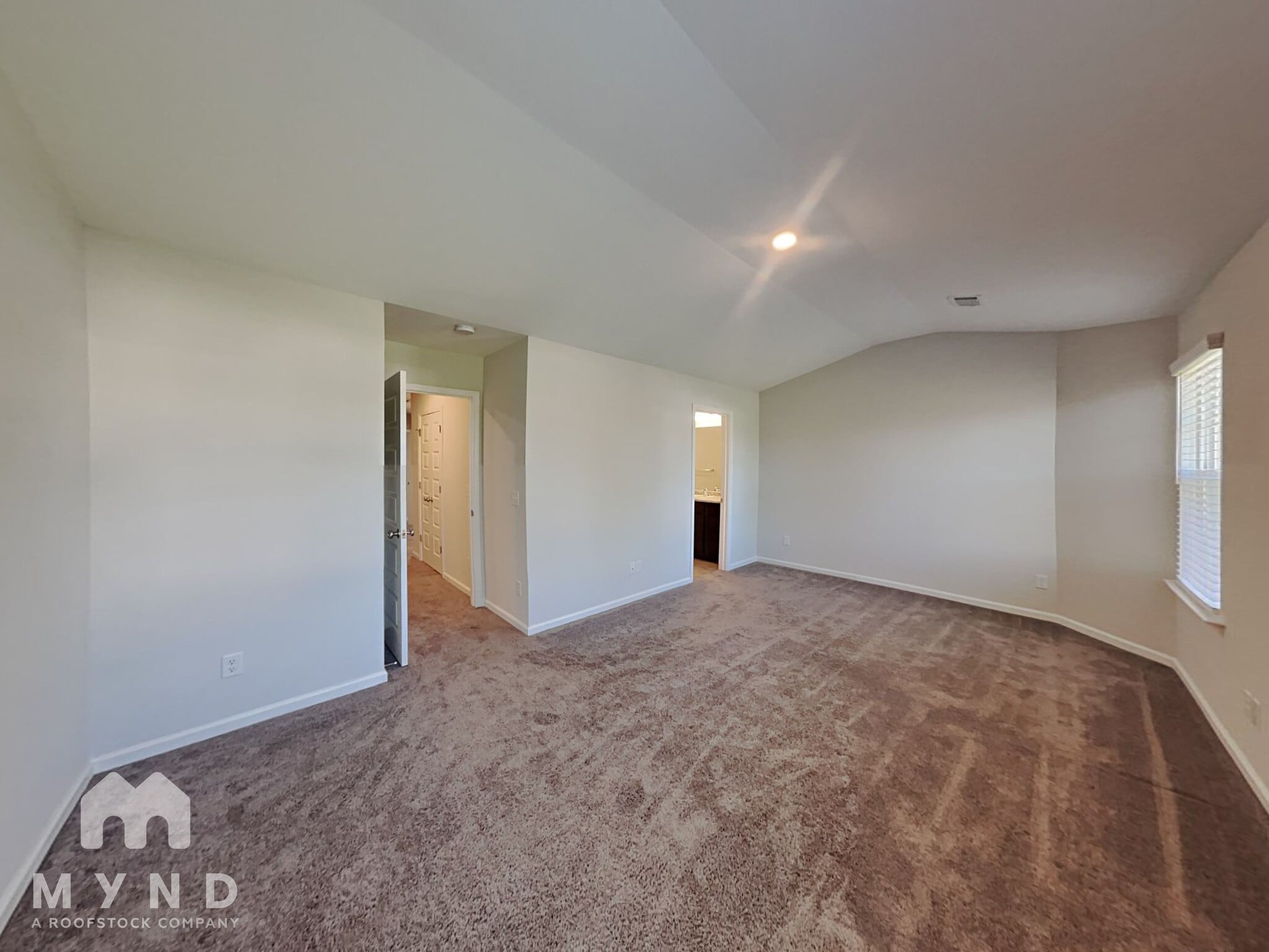 Building Photo - 1 Cardinal Ct