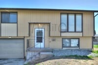 Building Photo - **COMING SOON** Clean & Spacious Spokane Valley Duplex