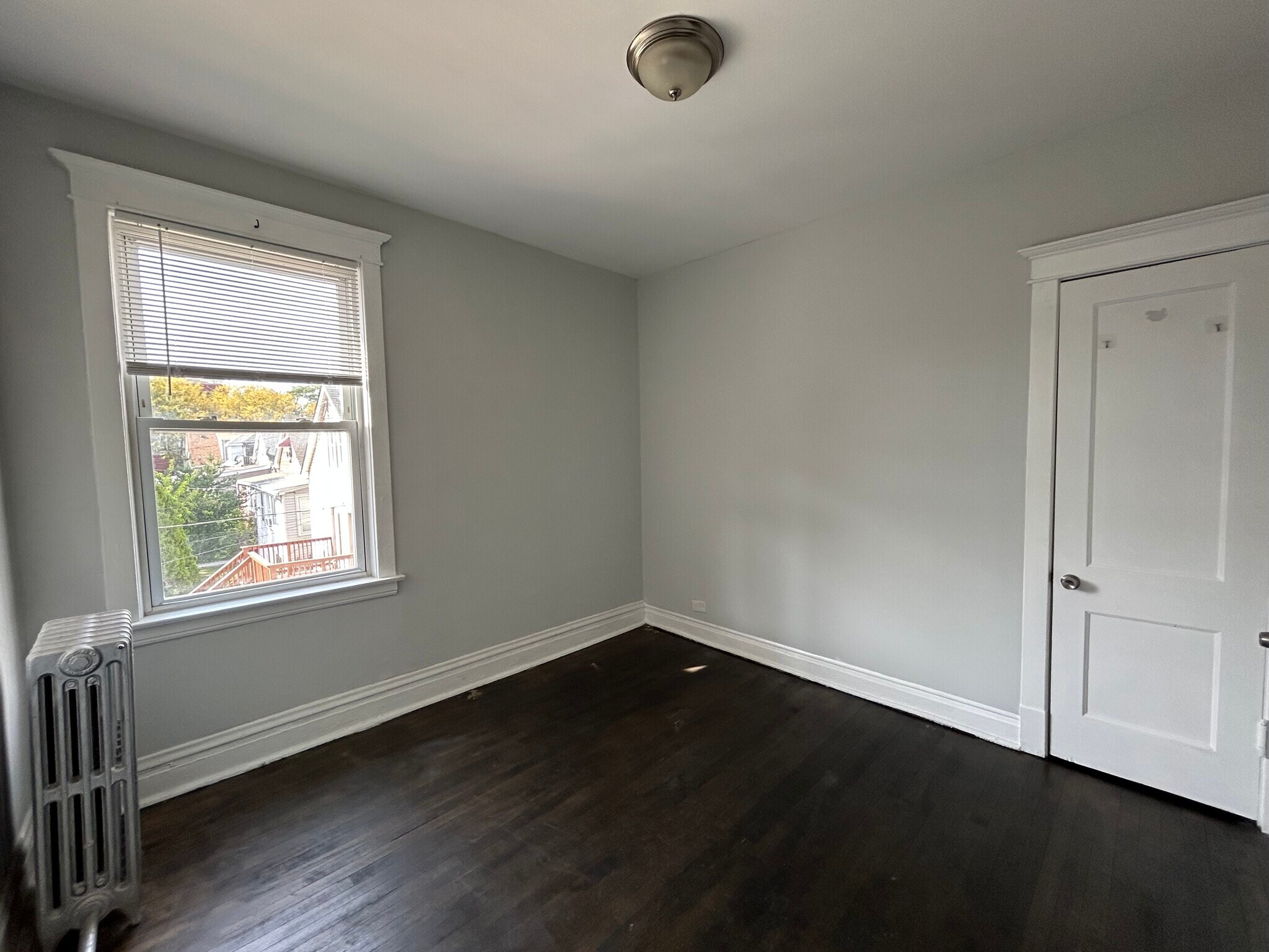 Building Photo - 2548 N Kildare Ave