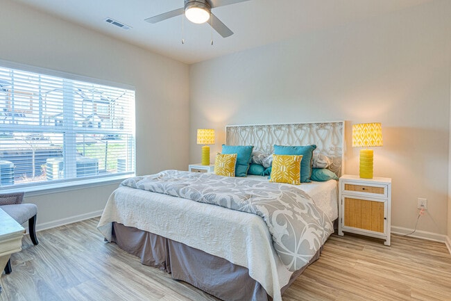 Interior Photo - Villages at Forest View