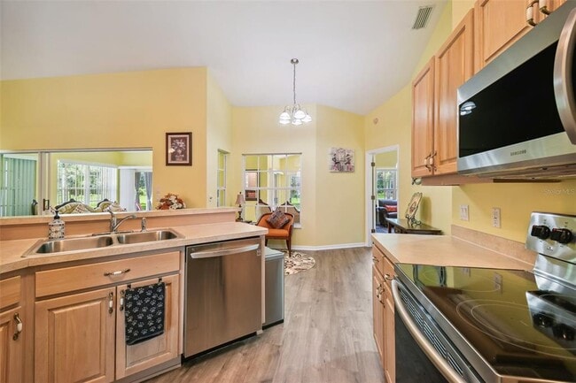 Building Photo - 12728 Flamingo Pkwy