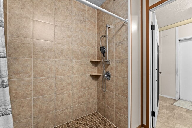 Building Photo - 1110 Indian Trail