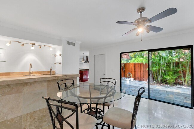 Building Photo - 1840 San Juan Dr