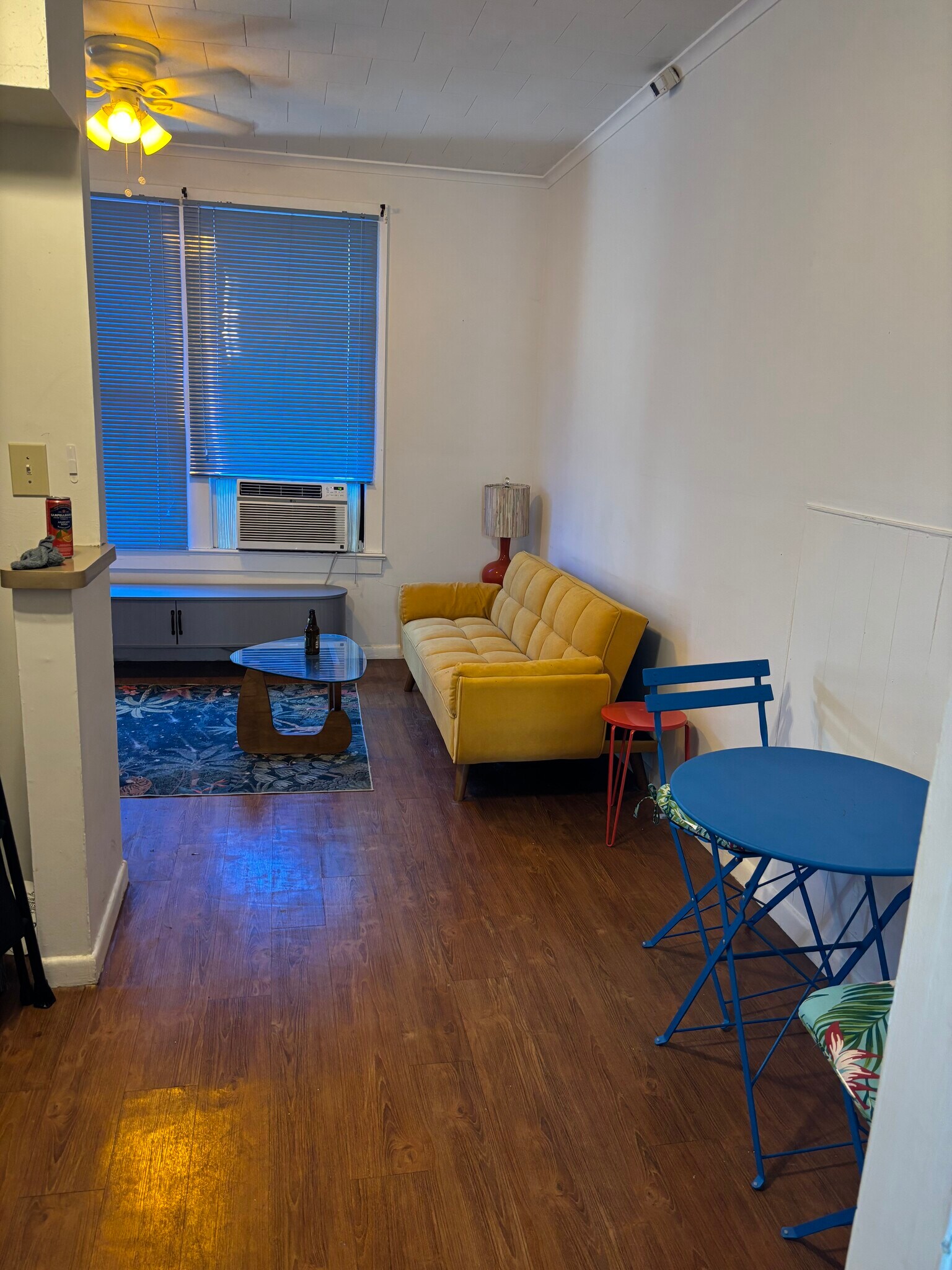 Building Photo - 825 Eaton St