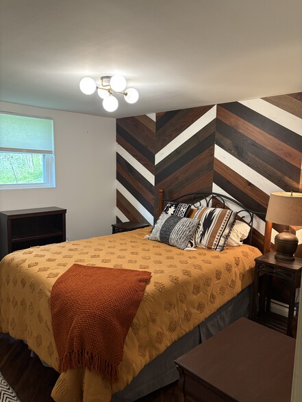 Bedroom - 166 Center Rd