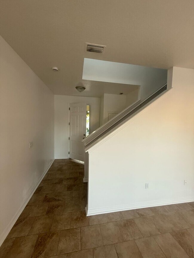 Building Photo - Stunning 3BR Home for Rent – Land O’ Lakes, FL