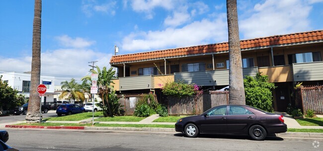 Building Photo - Romaine Street Apartments