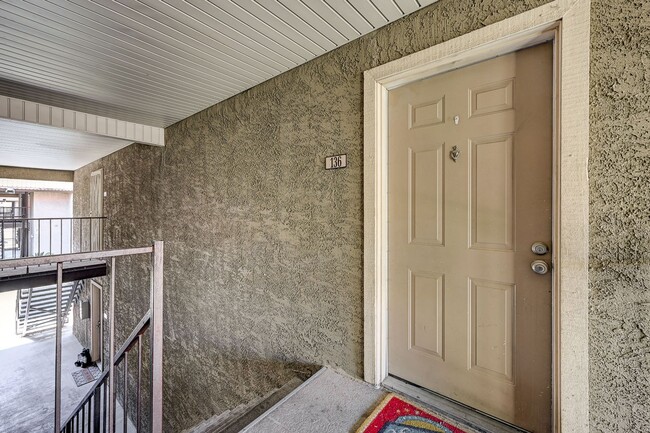 Building Photo - GATED COMMUNITY CONDO WITH BRAND NEW UPGRADES THROUGHOUT