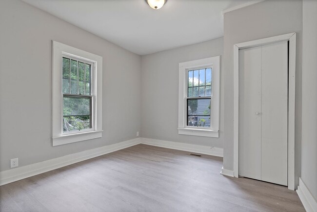 Building Photo - NEW INVENTORY! $0  SECURITY DEPOSIT REQUIR...