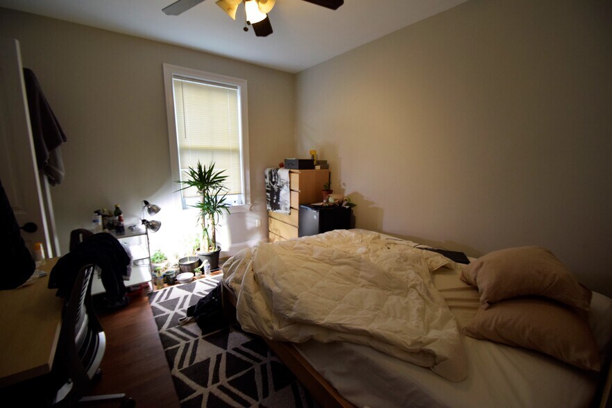 Building Photo - 4 Judge St