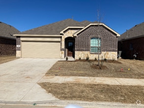 Building Photo - 3604 Milkweed Rd