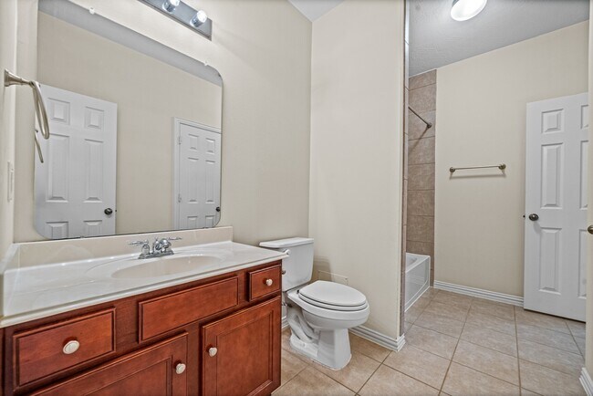 Building Photo - 7703 Stone Arbor Ln