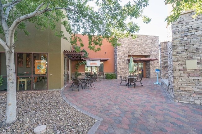 Building Photo - 1919 Foro Romano St