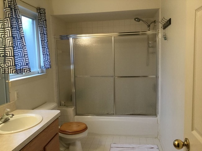 Building Photo - 2280 Moss Rose Ct