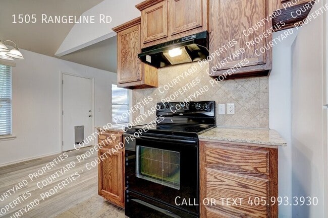 Building Photo - 1505 Rangeline Rd