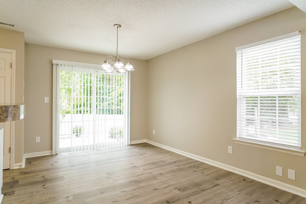 Building Photo - 4904 Silverdene St