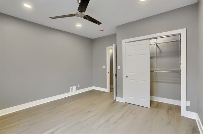 Building Photo - 5619 Hays St