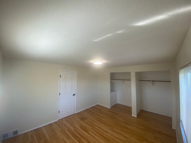 Building Photo - 1616 Ridgewick Dr