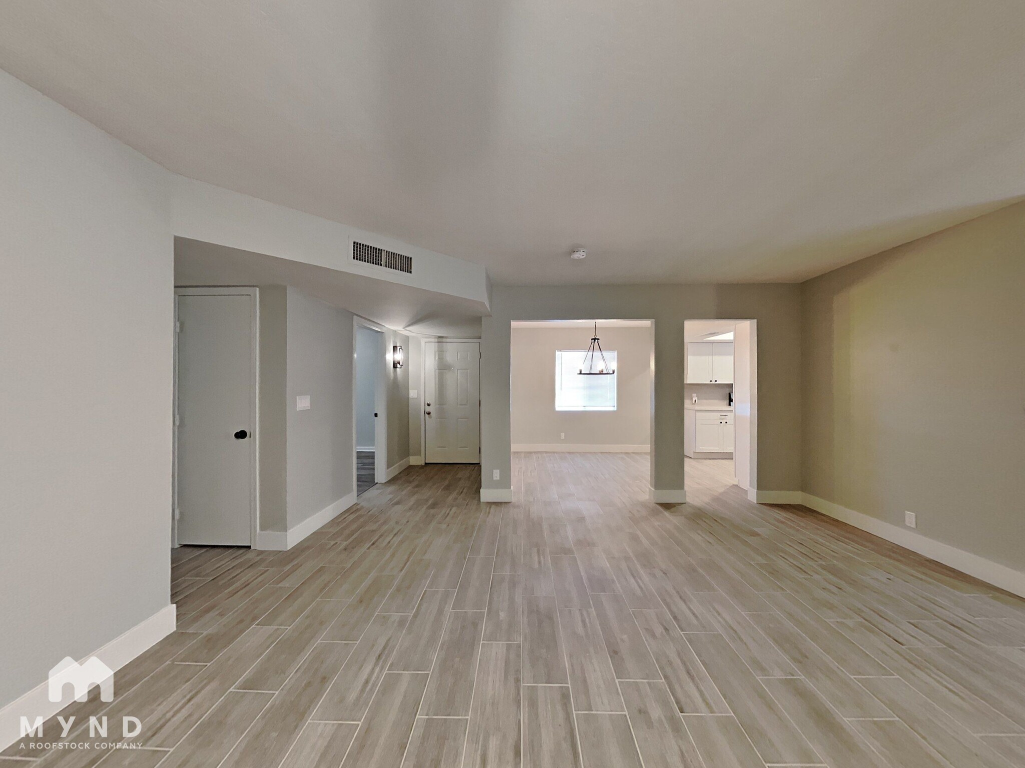 Building Photo - 4561 W Boca Raton Rd