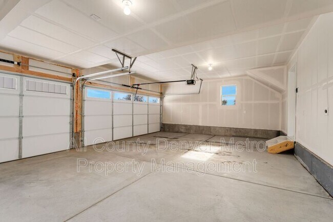 Building Photo - 15195 W 68th Pl