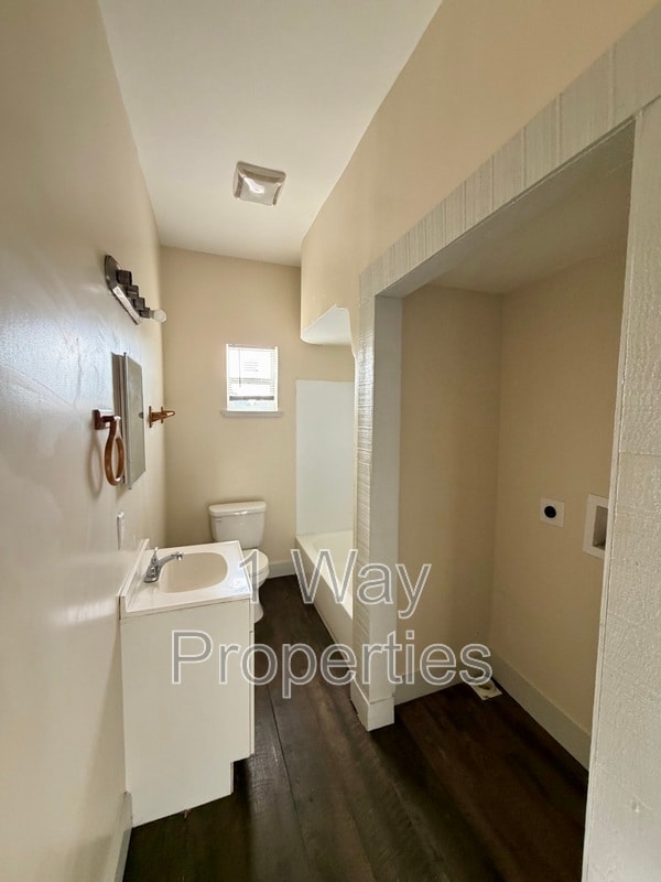 Building Photo - 7409 4th St
