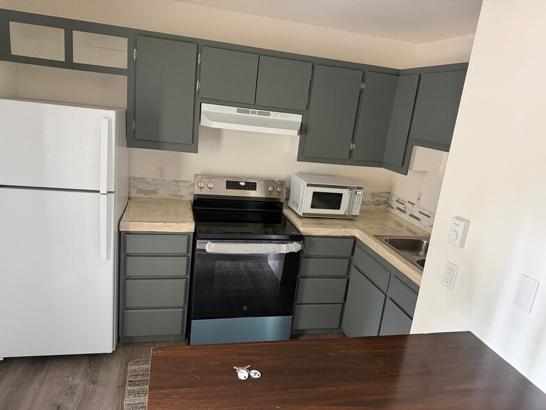 Building Photo - 113 Loretta Ct