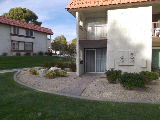 Building Photo - 9651 Spyglass Ave