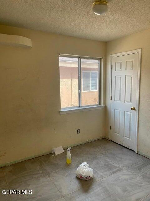 Building Photo - 10361 Valle del Mar Dr