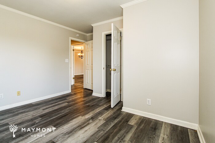 Building Photo - 2100 Station Ct