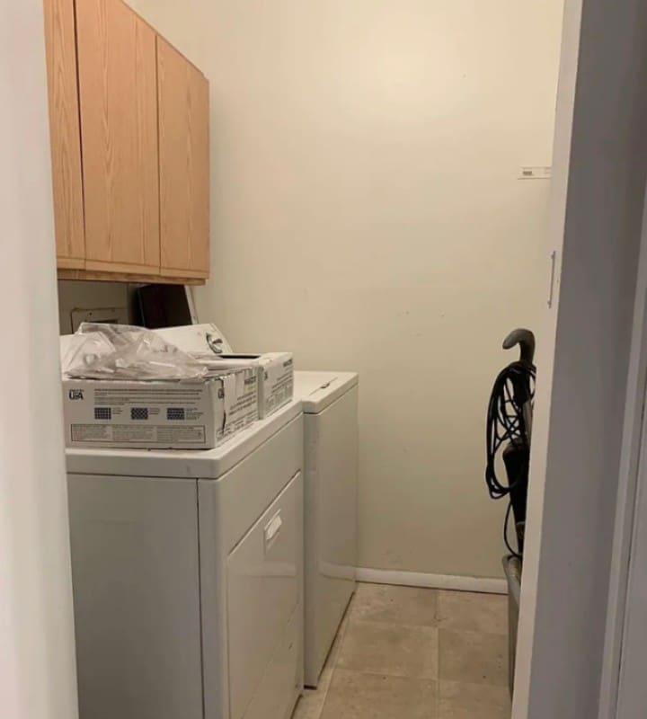 Building Photo - 5995 W Hampden Ave