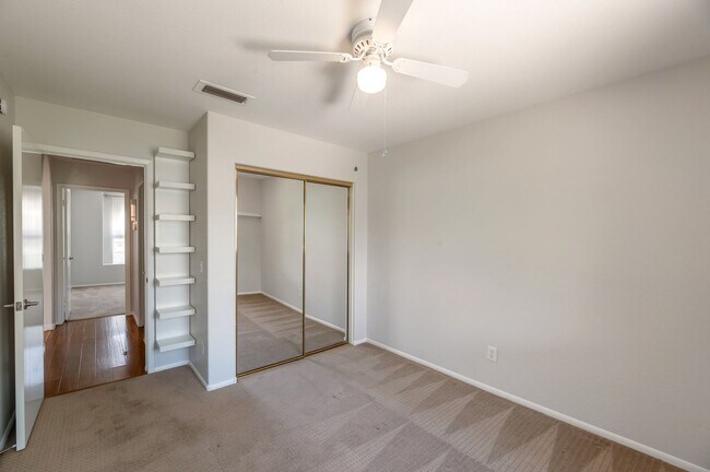 Building Photo - Stylish 3-Bedroom Home with Pool in Phoenix
