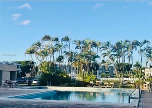 Building Photo - 10865 SW 112th St