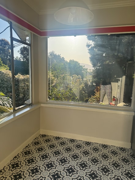 Building Photo - 199 Saranap Ave