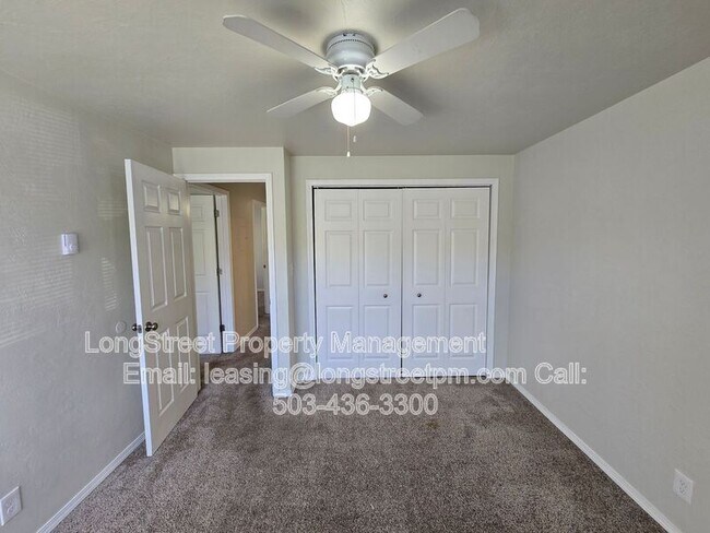 Building Photo - 355 SW 10th St