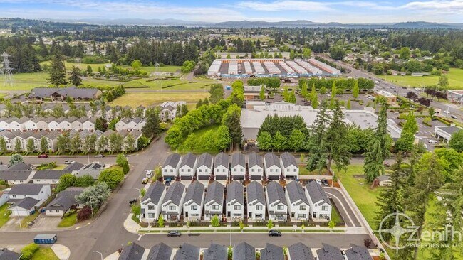 Building Photo - 16314 NE 20th St